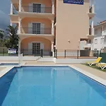 Apartmentos T1 Olhos Agua 아파트 알부페이라